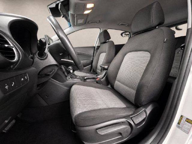 Used 2021 Hyundai Kona SEL FWD image 12
