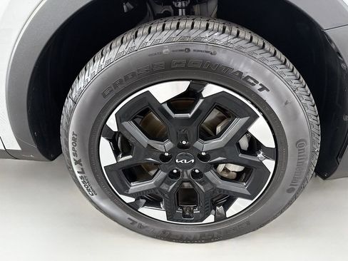 Used 2024 Kia Sorento S w/ Panoramic Sunroof Package image 32