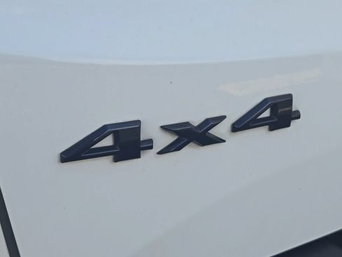 Used 2023 Jeep Renegade Trailhawk AWD/4WD image 40