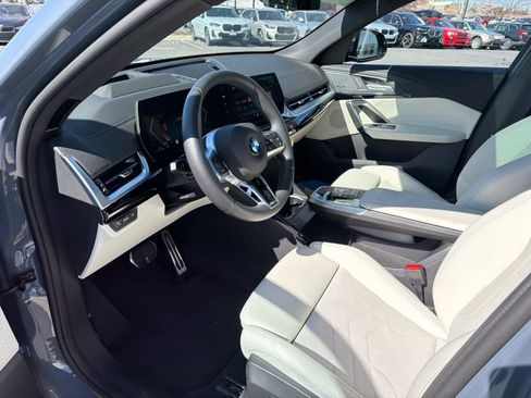 Used 2026 BMW X2 xDrive28i AWD/4WD image 23