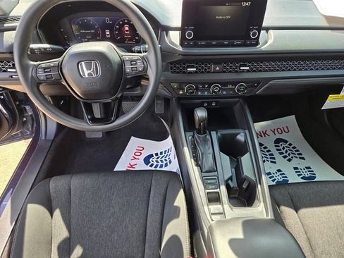 Certified 2025 Honda Accord SE image 15