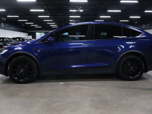 Used 2021 Tesla Model X Long Range AWD/4WD image 2