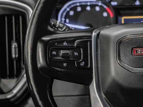 Used 2019 GMC Sierra 1500 SLT image 16