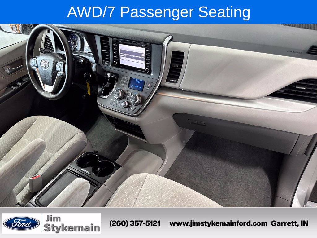 Used 2019 Toyota Sienna LE AWD/4WD image 38