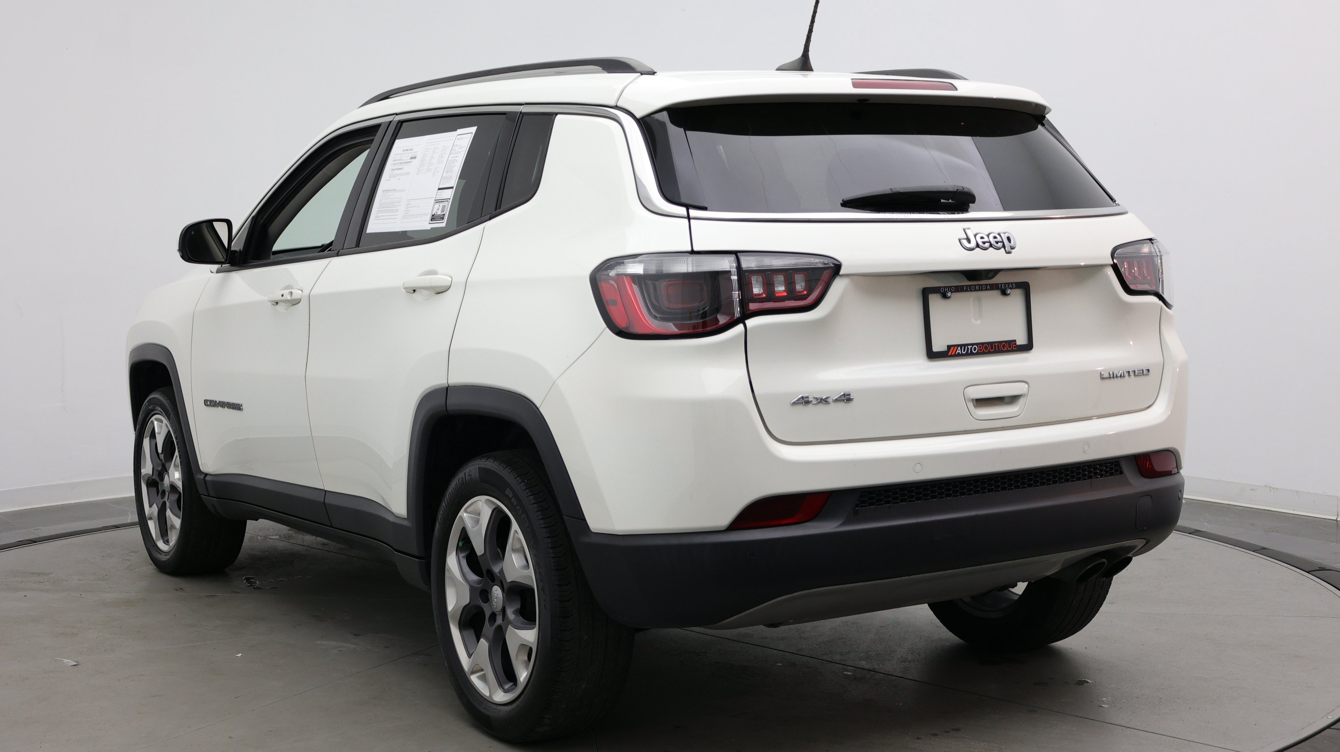 Used 2021 Jeep Compass Limited AWD/4WD image 7
