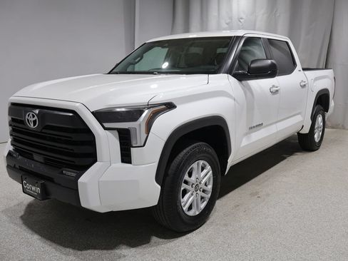Used 2024 Toyota Tundra SR5 w/ SR5 Premium Package AWD/4WD image 6