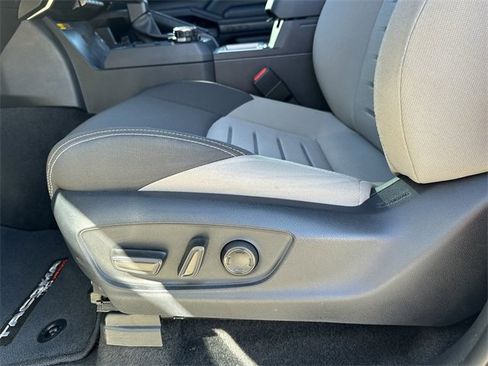 Used 2024 Toyota Tacoma TRD Off-Road w/ TRD Off Road Upgrade Package image 31