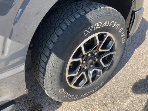 Used 2021 Ford F150 XLT w/ Equipment Group 302A High AWD/4WD image 13