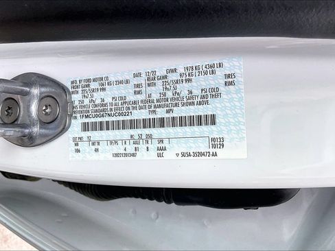 Used 2022 Ford Escape SE w/ SE Sport Appearance Package FWD image 41