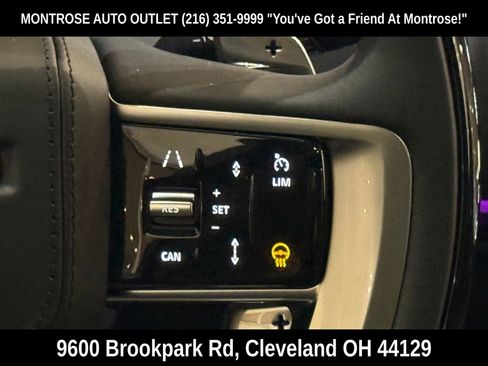 New 2025 Land Rover Range Rover SE image 28