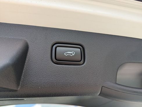 New 2026 Kia Sportage EX FWD image 11