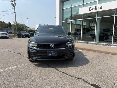 Used 2023 Volkswagen Tiguan SE R-Line AWD/4WD image 8