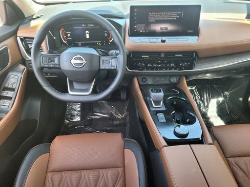 New 2026 Nissan Rogue Platinum w/ Platinum Premium Package AWD/4WD image 11