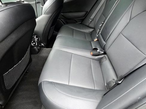 Used 2022 Kia Stinger GT1 image 26