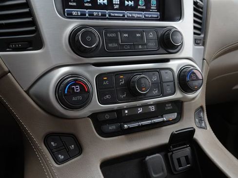 Used 2020 GMC Yukon XL SLT w/ Open Road Package RWD image 24