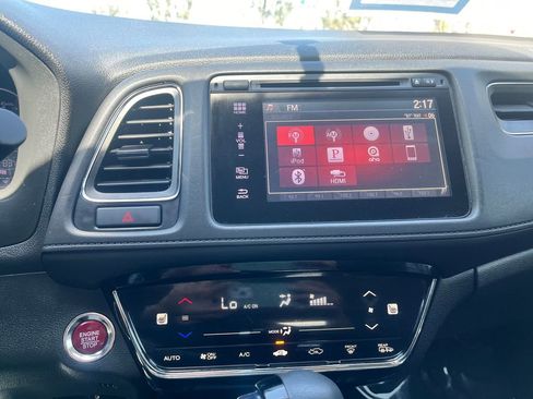 Used 2018 Honda HR-V EX image 13