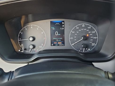 Used 2023 Toyota Corolla Cross L FWD image 10