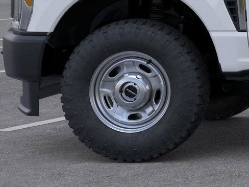 New 2026 Ford F350 XL w/ XL Off-Road Package image 19