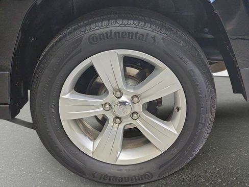 Used 2014 Jeep Patriot Latitude image 33