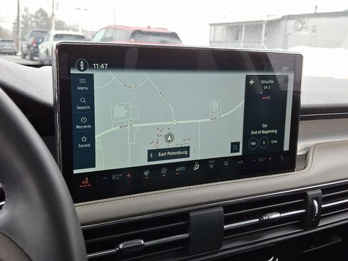 Used 2023 Lincoln Corsair AWD w/ Equipment Group 101A image 18