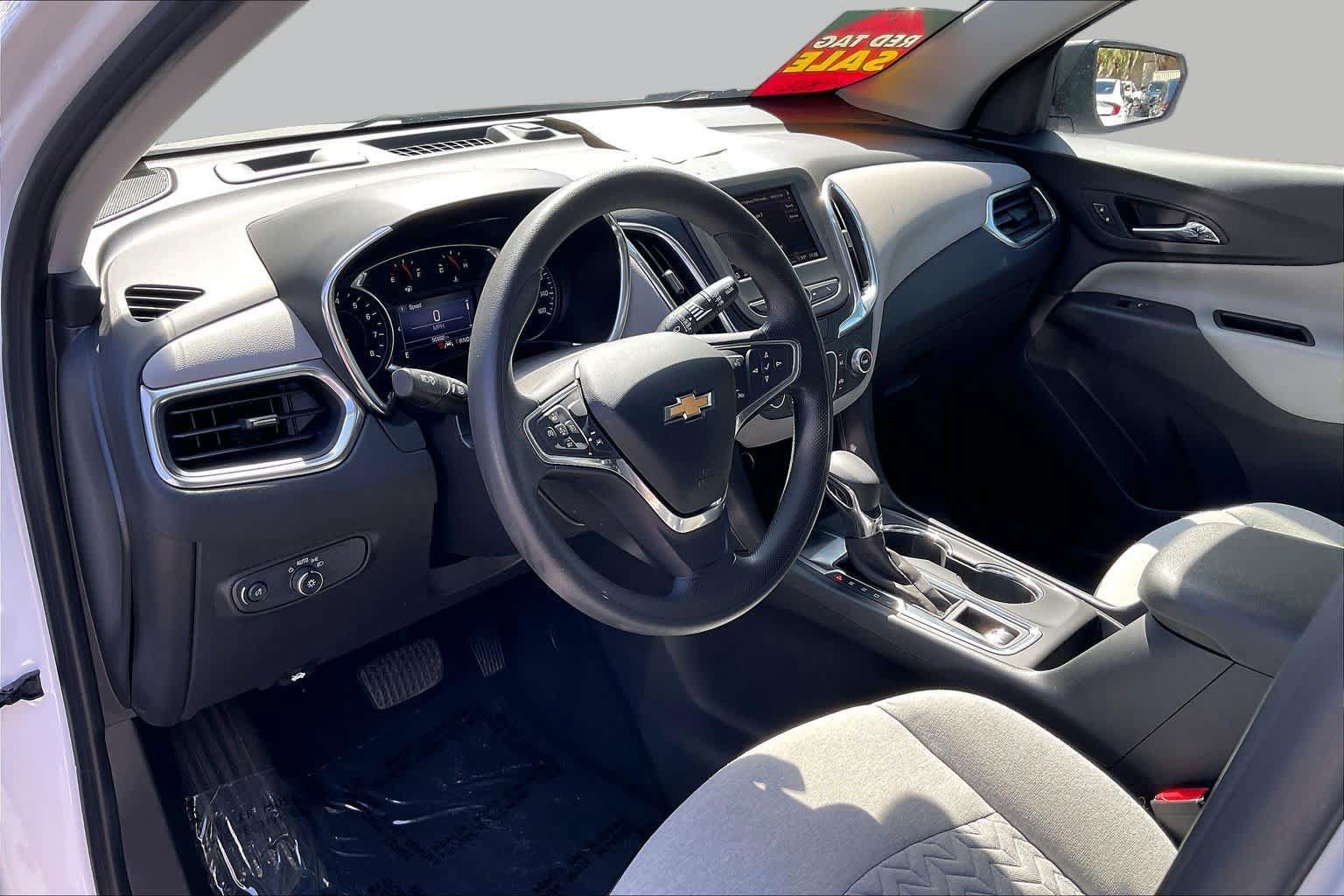 Used 2022 Chevrolet Equinox LS w/ LS Convenience Package FWD image 14
