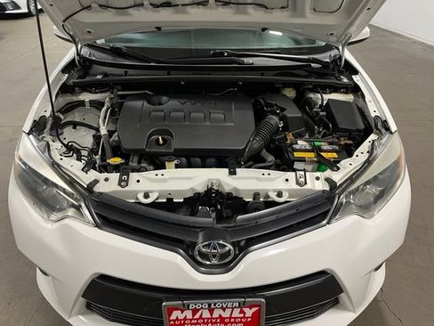 Used 2016 Toyota Corolla LE FWD image 9