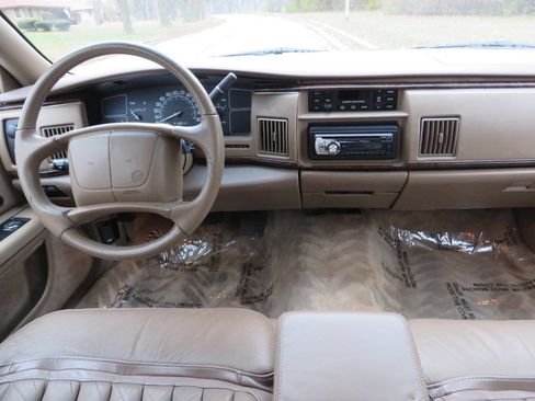 Used 1994 Buick Roadmaster Estate image 17