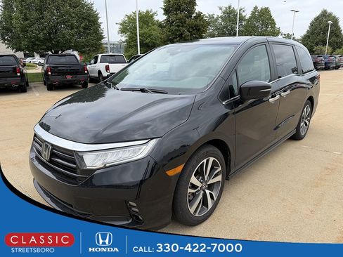 Used 2024 Honda Odyssey Touring image 1