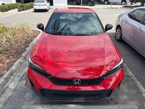 Used 2025 Honda Civic Sport image 2