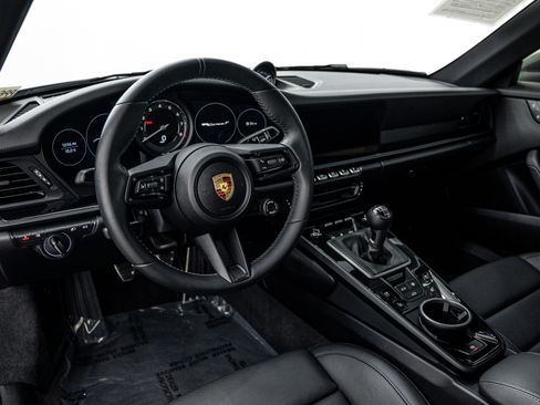 Certified 2023 Porsche 911 Carrera T RWD image 15