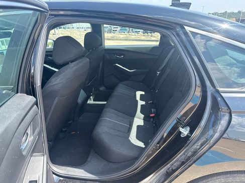 Used 2024 Honda Accord Sport image 9