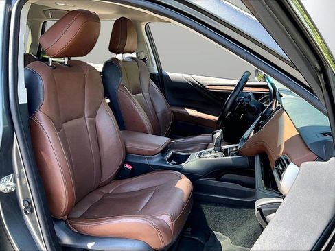 Used 2020 Subaru Outback Touring XT AWD/4WD image 24
