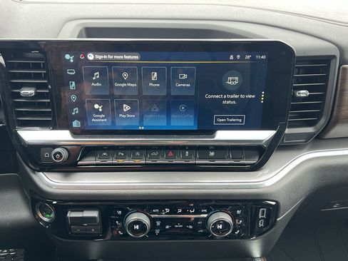 Used 2025 Chevrolet Silverado 1500 High Country w/ Midnight Edition image 12