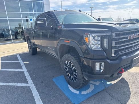 Used 2020 GMC Sierra 2500 AT4 w/ AT4 Premium Package image 8