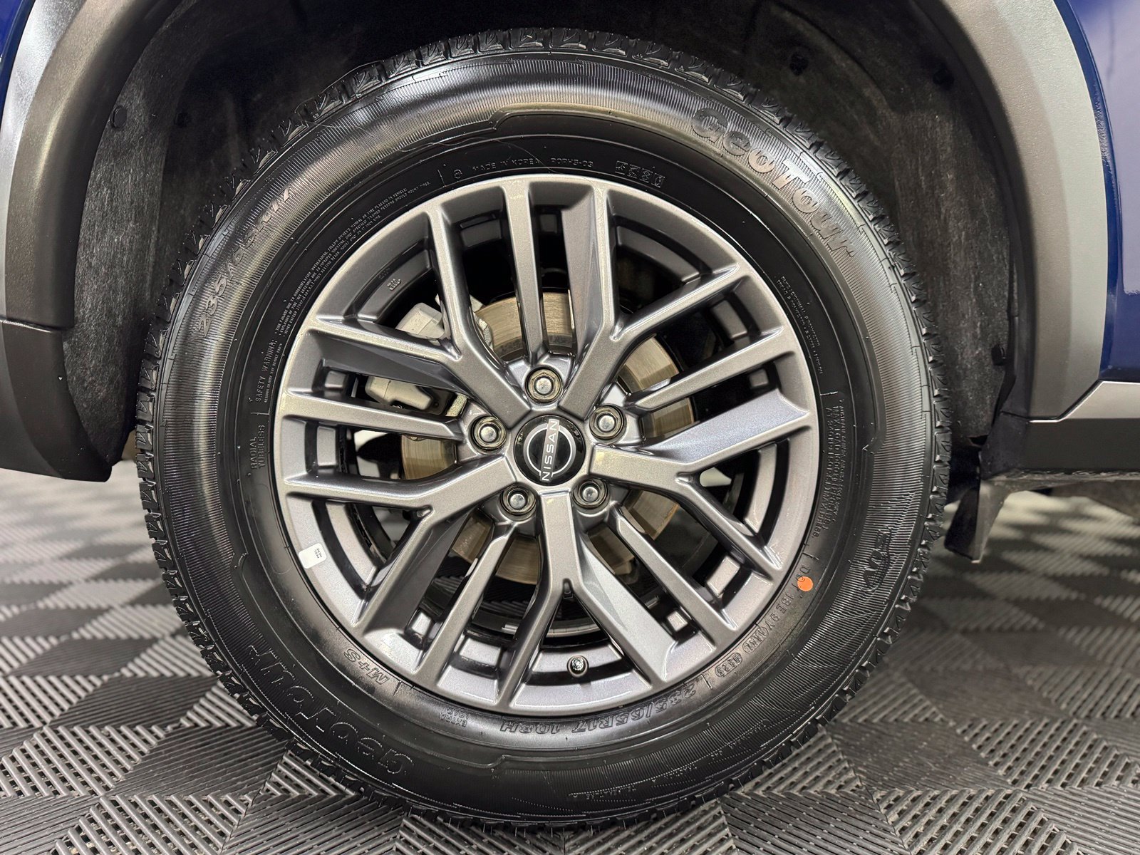 Certified 2026 Nissan Rogue SV AWD/4WD image 11