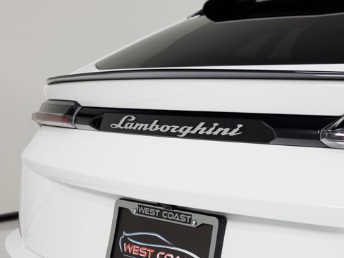 Used 2024 Lamborghini Urus S image 89