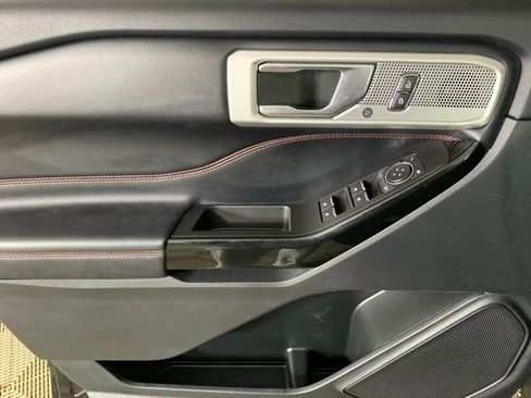 Used 2022 Ford Explorer ST-Line w/ Class IV Trailer Tow Package image 31