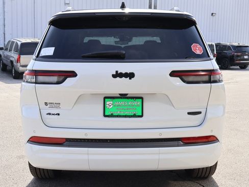 New 2026 Jeep Grand Cherokee L Summit AWD/4WD image 4