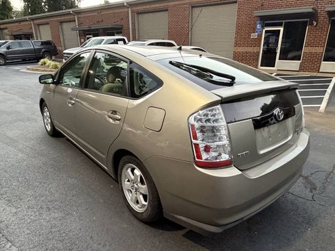 Used 2006 Toyota Prius FWD image 4