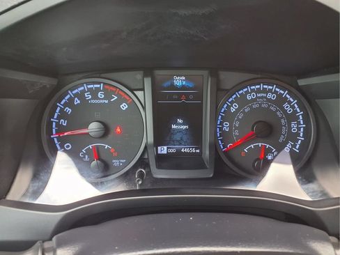 Used 2023 Toyota Tacoma SR AWD/4WD image 16