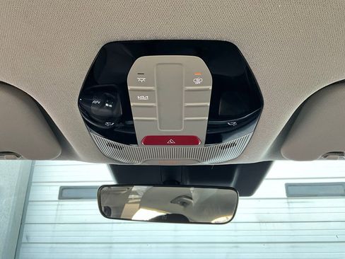 Used 2025 Kia K4 LXS image 15