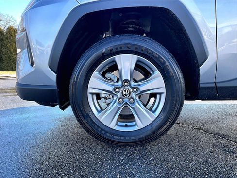 Used 2025 Toyota RAV4 XLE image 7