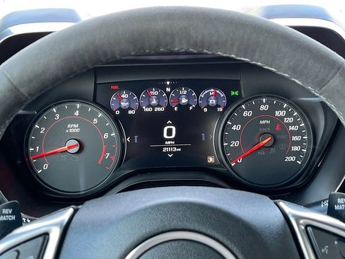 Used 2019 Chevrolet Camaro SS image 12