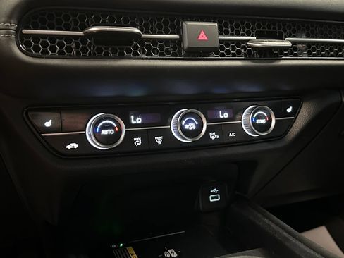 Used 2023 Honda HR-V EX-L image 15