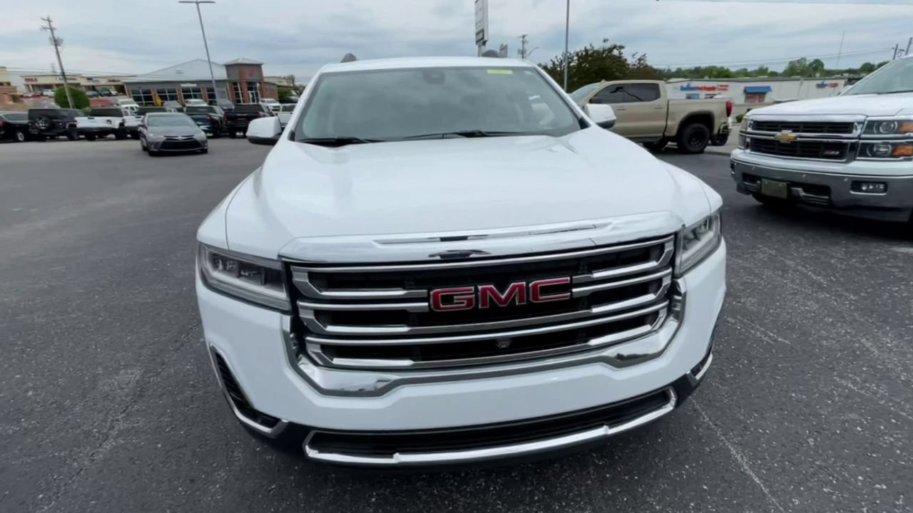 Certified 2023 GMC Acadia SLT w/ Technology Package FWD image 6