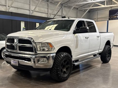 Used 2014 RAM 2500 SLT w/ Luxury Group AWD/4WD image 8