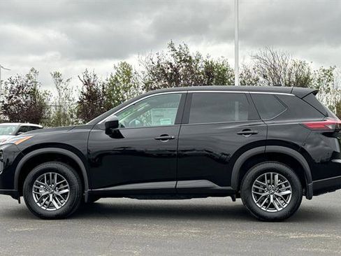 New 2026 Nissan Rogue S image 7
