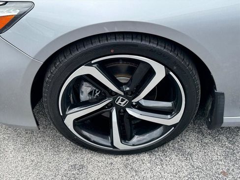 Used 2019 Honda Accord Sport image 16