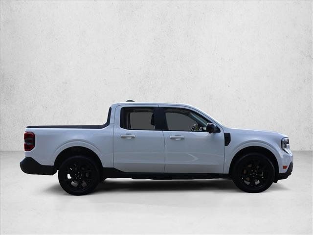 Used 2025 Ford Maverick Lariat w/ Black Appearance Package AWD/4WD image 4