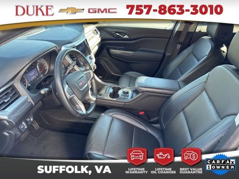 Used 2023 GMC Acadia SLT image 3